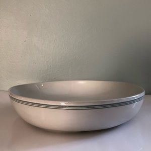 New Hearth and hand huge serving bowl
